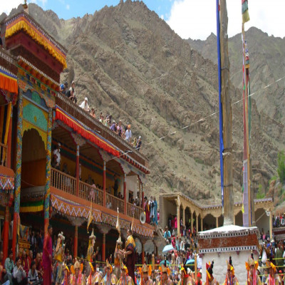 Galdan Namchot Package Tour
